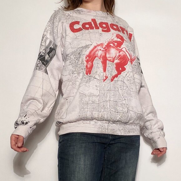 Vintage 1990s Red & White CALGARY Rodeo & Map Graphic Cowboy Sweatshirt! XL - Picture 7 of 11
